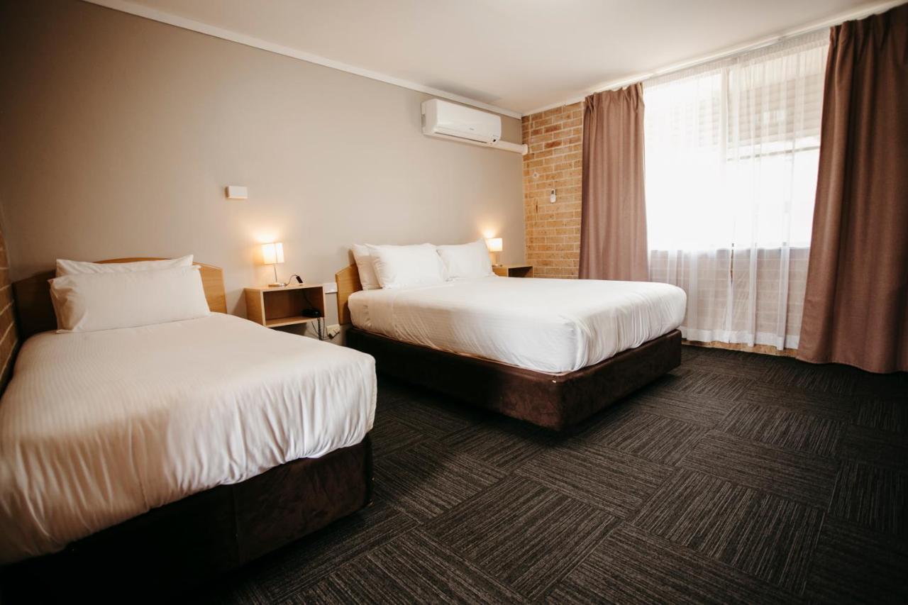 Colonial Motel ริชมอนด์ ภายนอก รูปภาพ