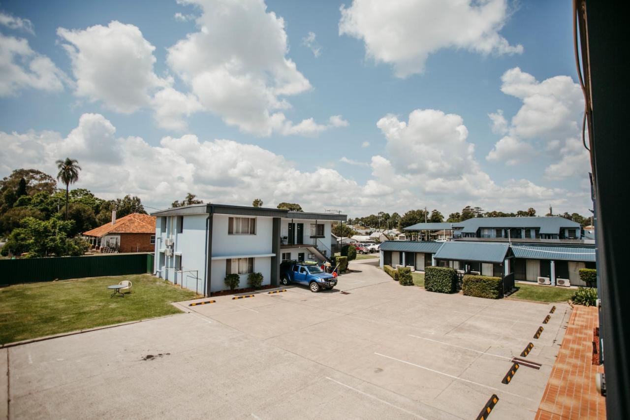 Colonial Motel ริชมอนด์ ภายนอก รูปภาพ