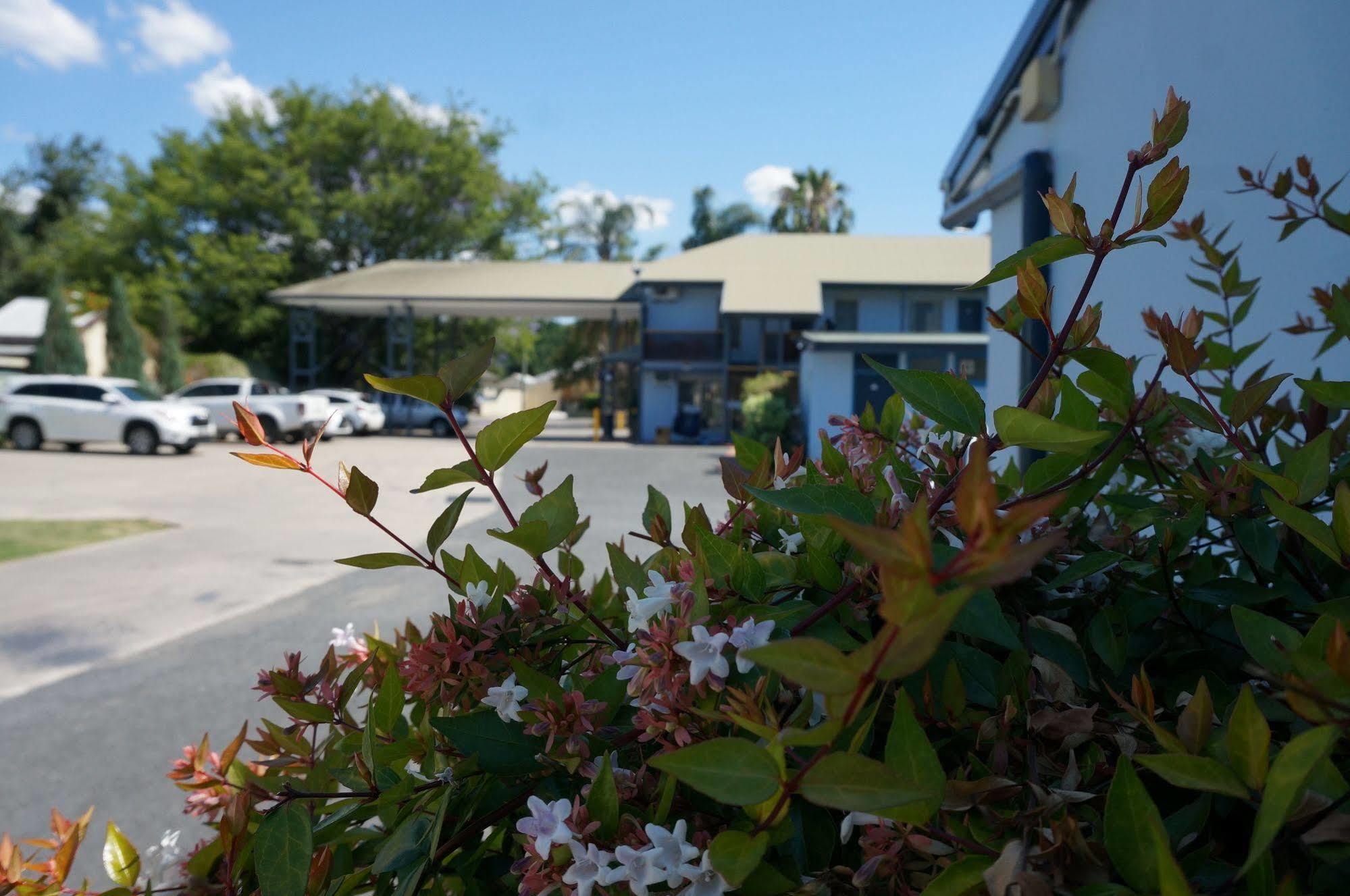 Colonial Motel ริชมอนด์ ภายนอก รูปภาพ